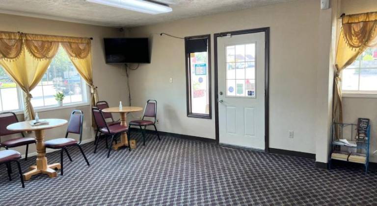 Economy Inn McCook — photo 3