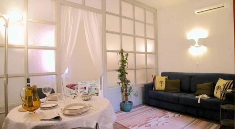 Rental apartment | Next to Two Towers in Taverna
