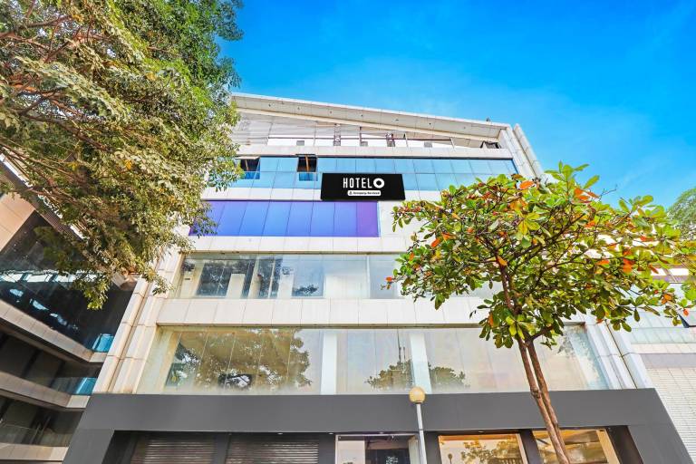 Hotel O Althan Formerly Hotel Niraant