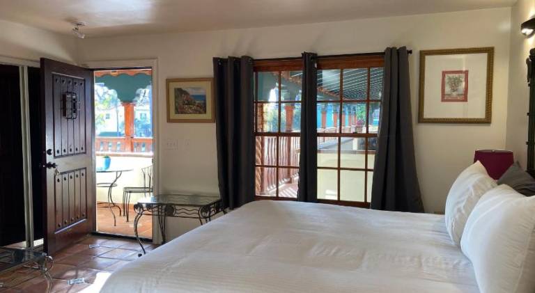 Beautiful serviced apartment with terrace, jacuzzi & pool | Next to the beach | Pet-friendly — photo 2