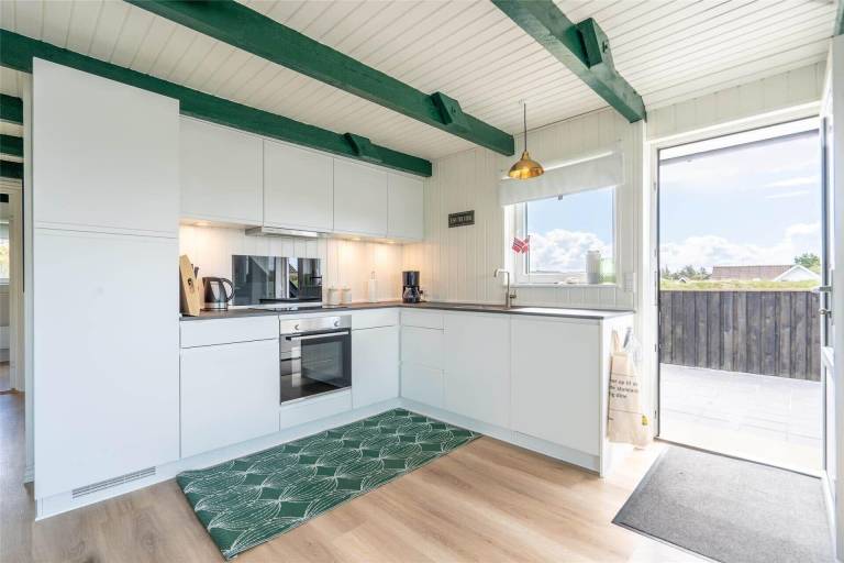 House with terrace, sauna & BBQ — photo 4