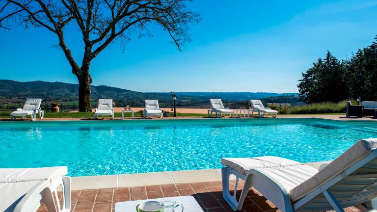 Fully equipped charming villa with barbeque, private pool & hot tub | Dogs allowed — photo 3