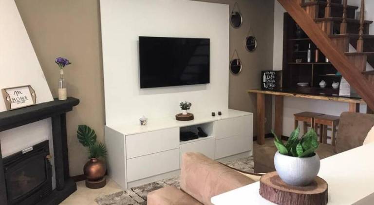 House with grill & patio | Perfect for remote work — photo 2