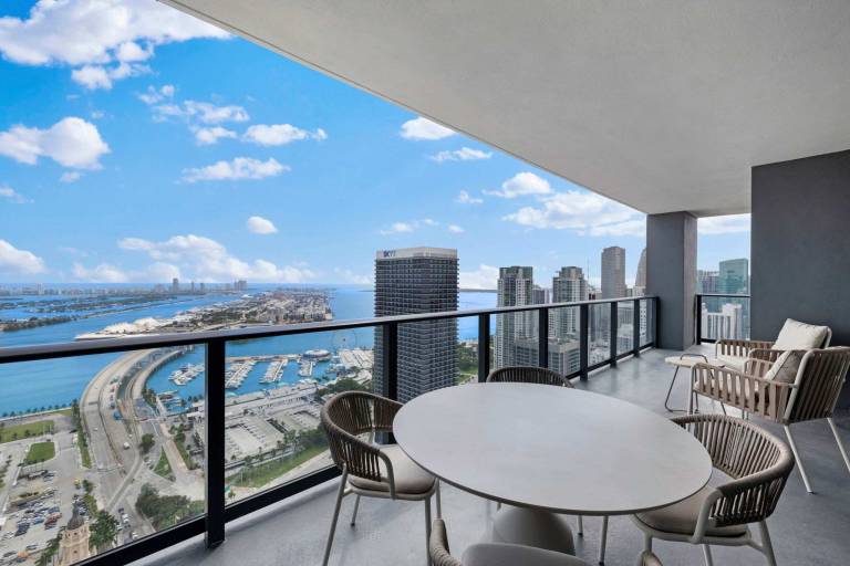 Apartment  Miami