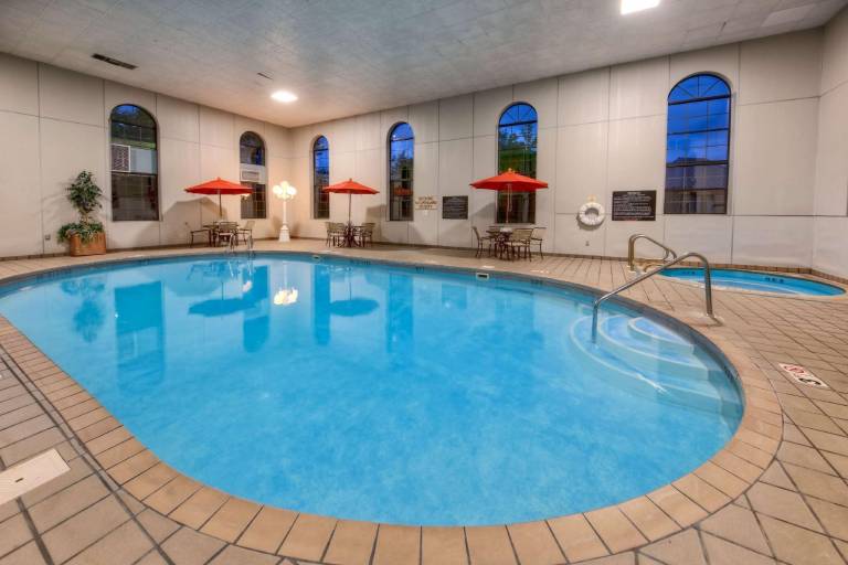 Hampton Inn Clarksville — photo 3