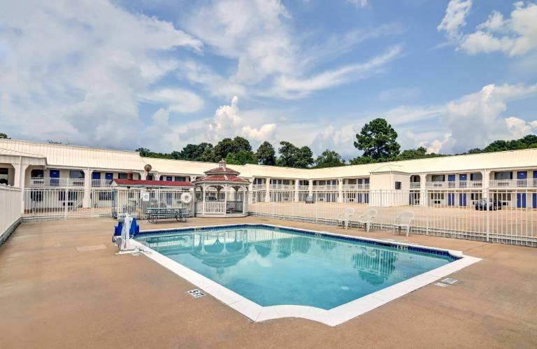 Motel 6 Lindale, TX in Lindale, TX