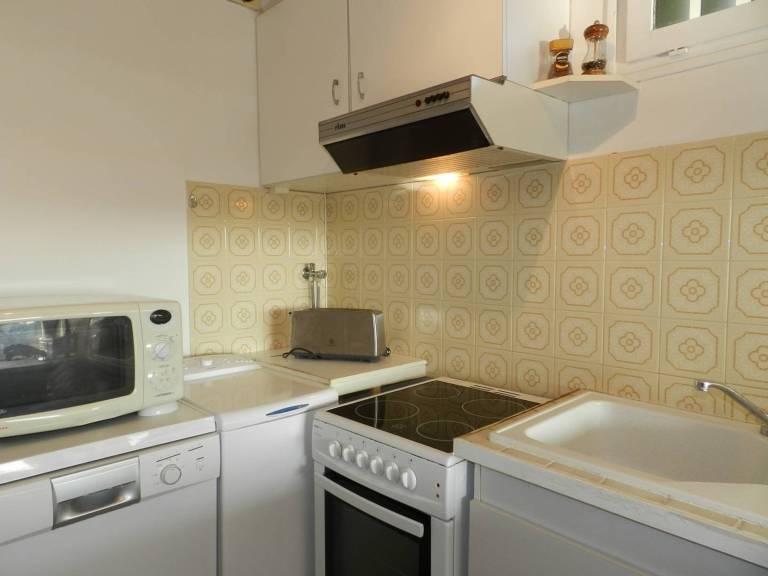 Rental apartment with pool — photo 5