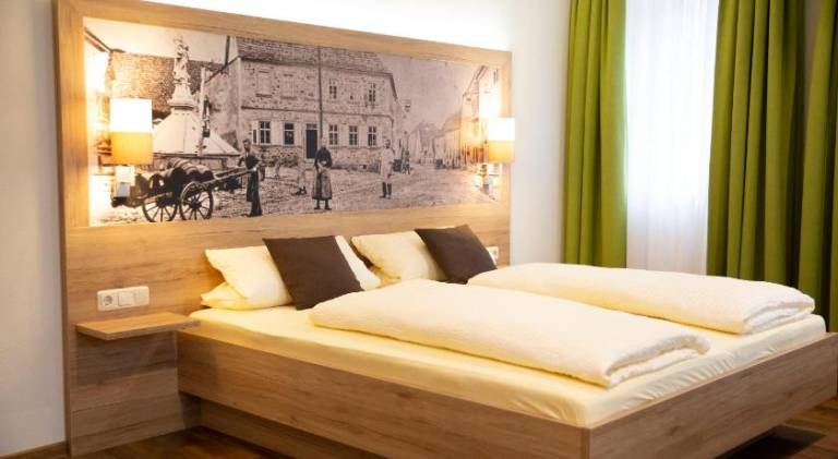 Der Patrizierhof - Weingut Gasthof Hotel - Familie Grebner — photo 2