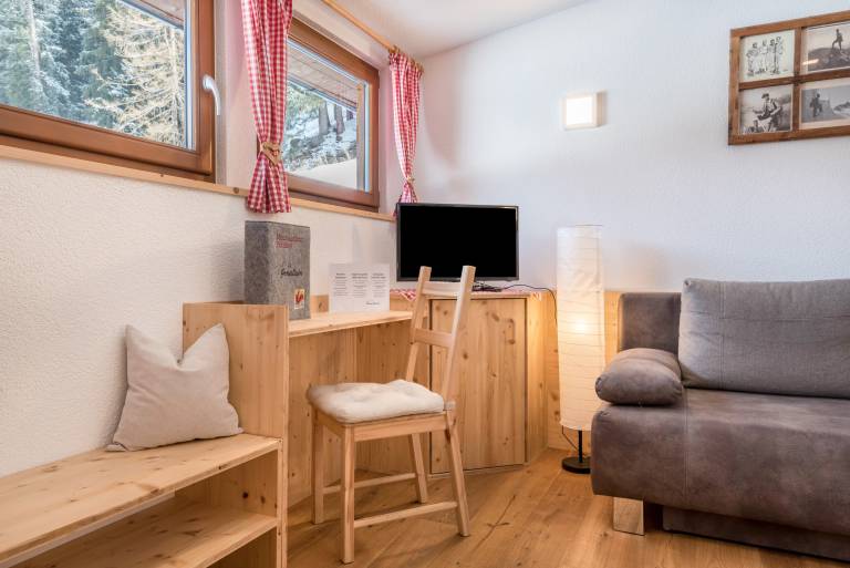 Holiday Apartment "Mountainfarm Innertrein Jöchl" with Mountain View, Balcony & Wi-Fi — photo 4