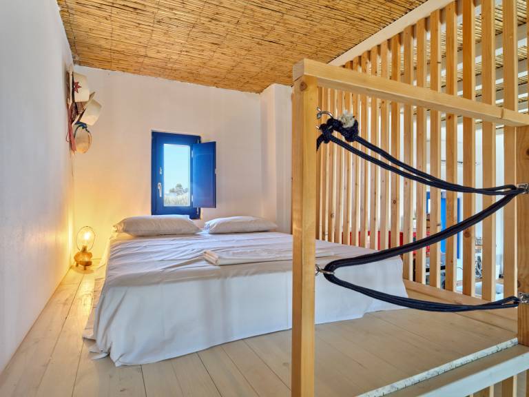 Child-friendly villa with yard & pool | Beach view | Pets are welcome — photo 3