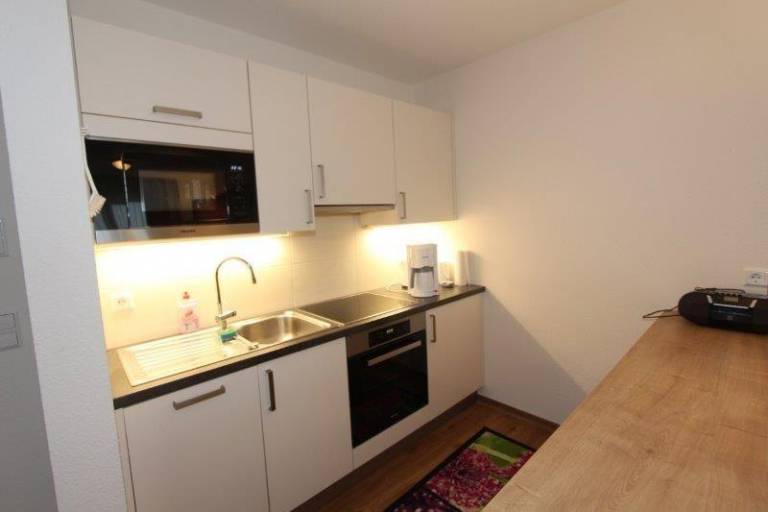 Rental apartment with hot tub — photo 4