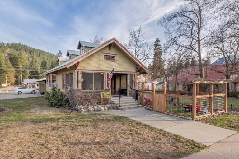 House  Leavenworth