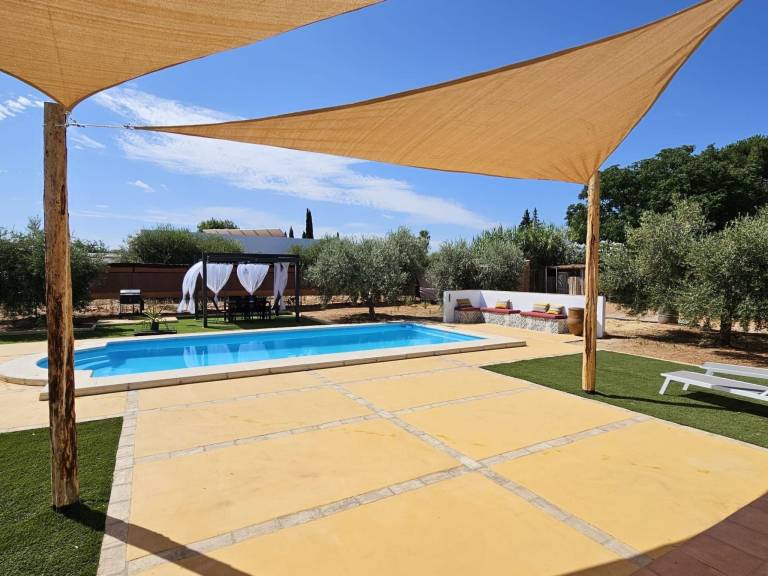 House with garden, patio & private pool | Nature view — photo 4