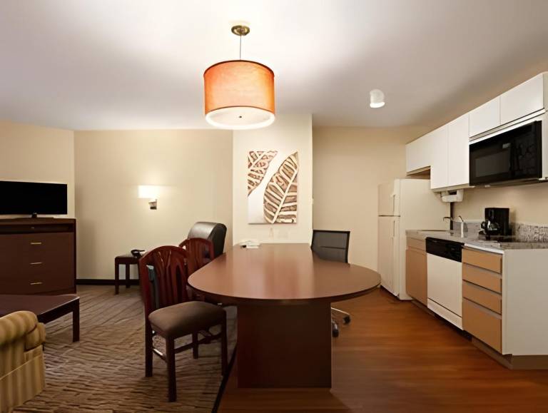 MainStay Suites Raleigh - Cary — photo 4