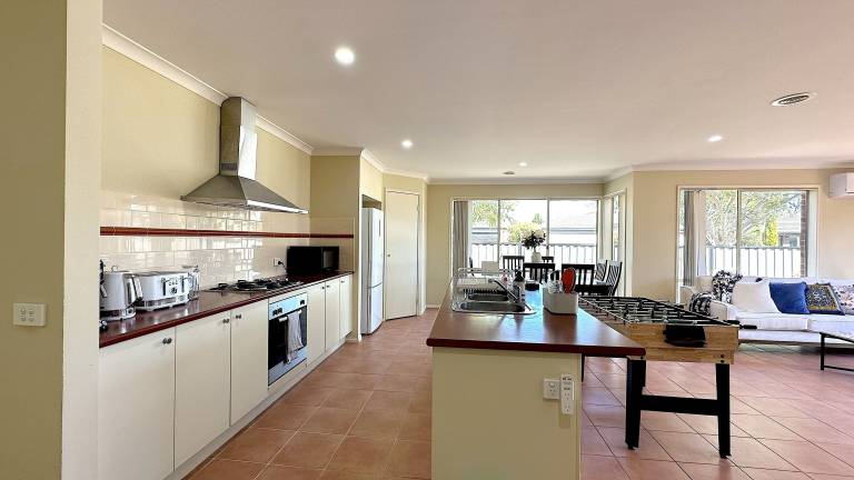 House Werribee South