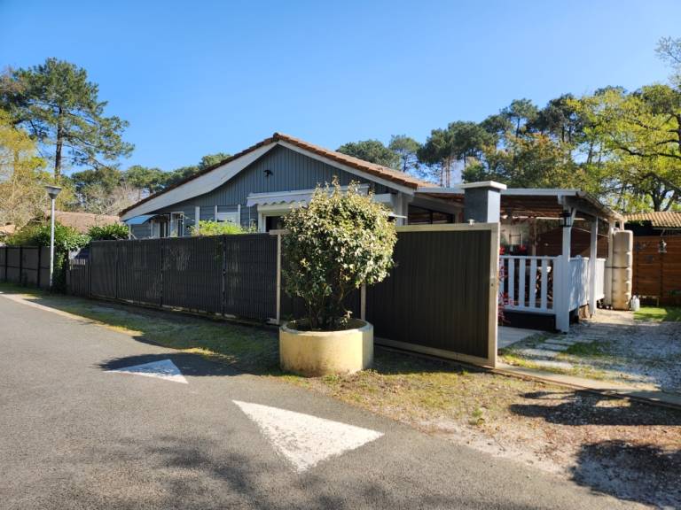 Chalet with pool, garden & BBQ | Nature view — photo 2