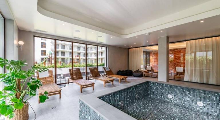 Apartment with jacuzzi & sauna — photo 2