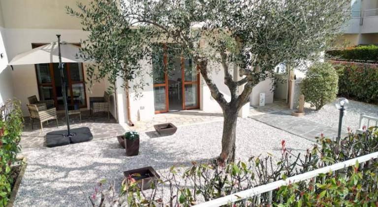 Fully equipped wonderful apartment with garden & patio | Suitable for remote work | Dogs allowed — photo 5