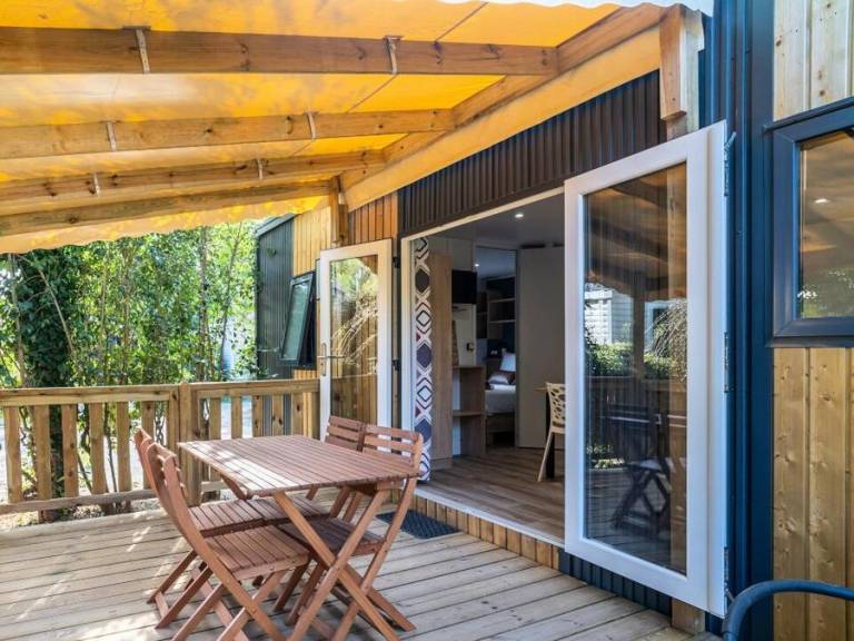 Family-friendly mobile home with heated pool | Pets are welcome — photo 5