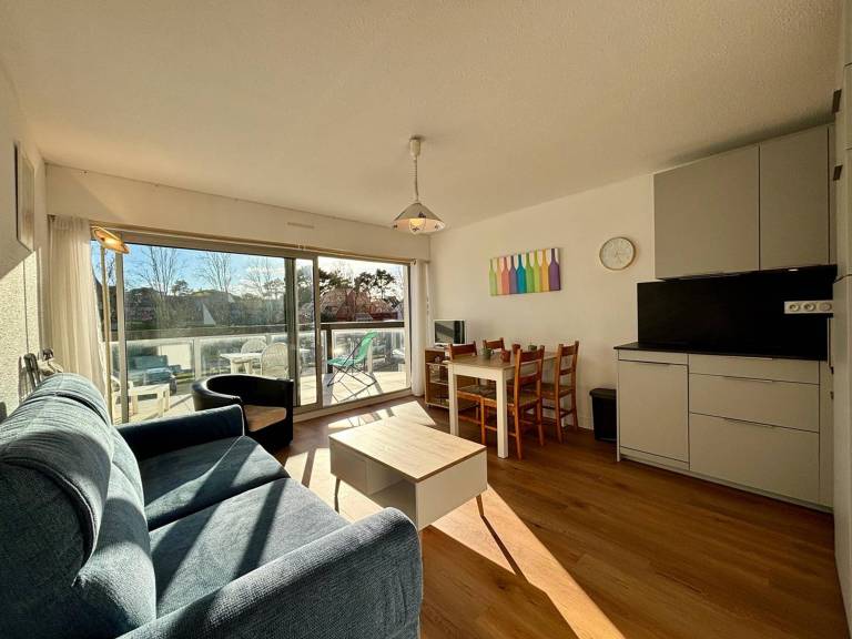 Holiday apartment with 2 rooms for 4 persons — photo 2