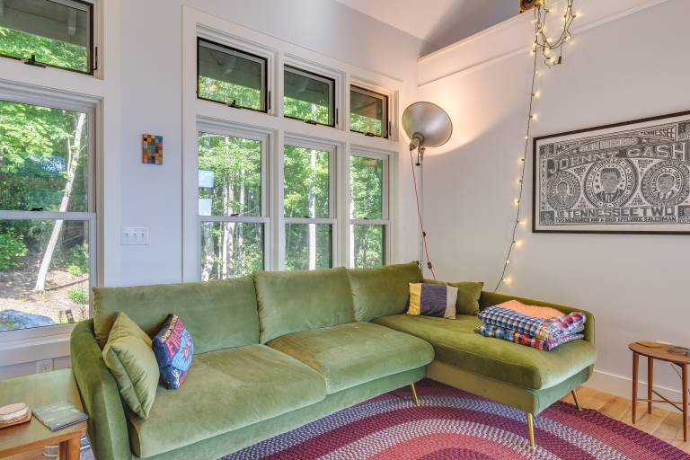 Pet-Friendly Studio w/ Views in Spruce Pine! — photo 5