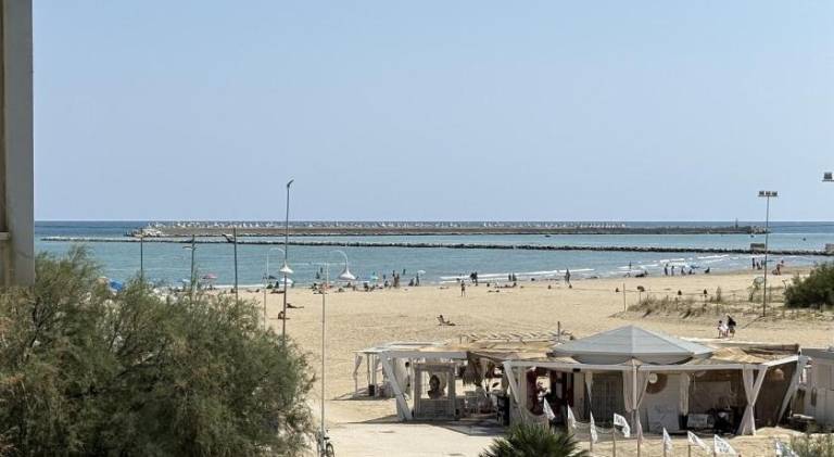 Apartment with 2 rooms for 6 persons in Pescara