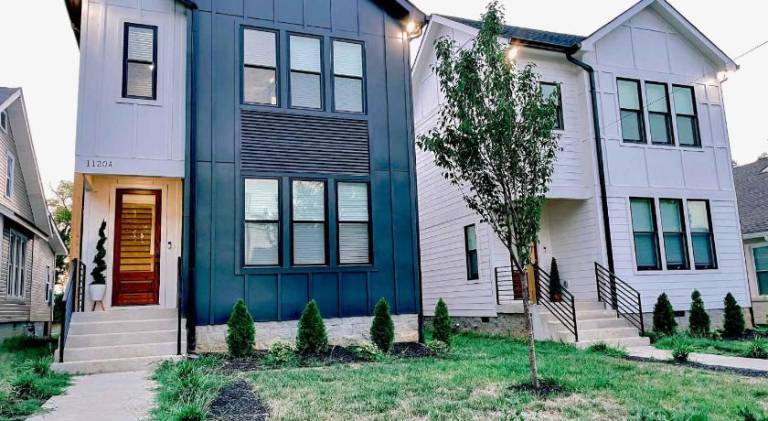 House with pool in Nashville, TN