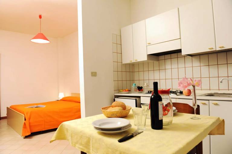 Apartment with 1 room for 2 persons — photo 2