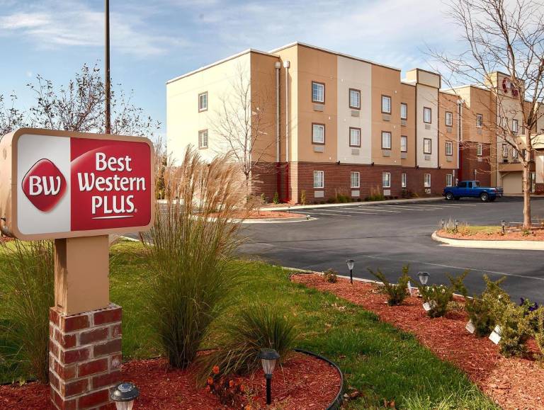 Best Western Plus Crawfordsville Hotel in Crawfordsville, IN