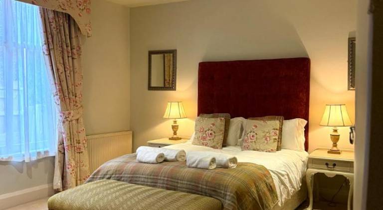 The Old Hunting Lodge at The Talbot Inn — photo 2