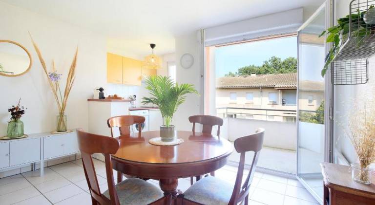 Apartment with pool | Pets are welcome — photo 3