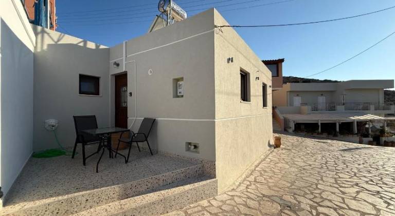Lovely vacation home with patio | Pet-friendly — photo 5