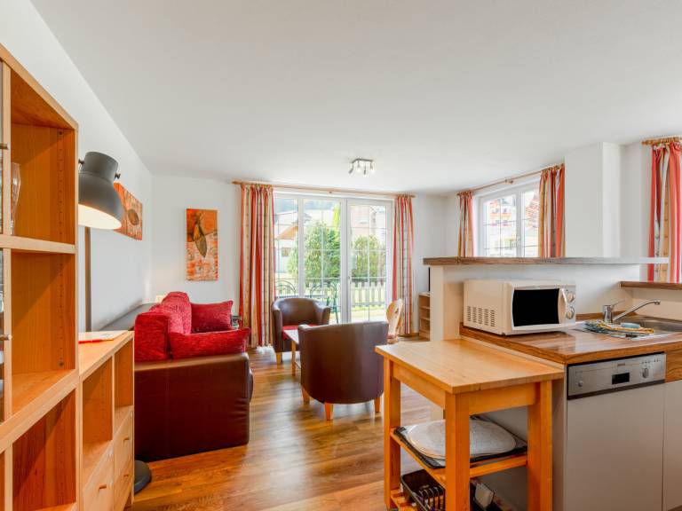 Apartment with patio & yard | Nature view — photo 2