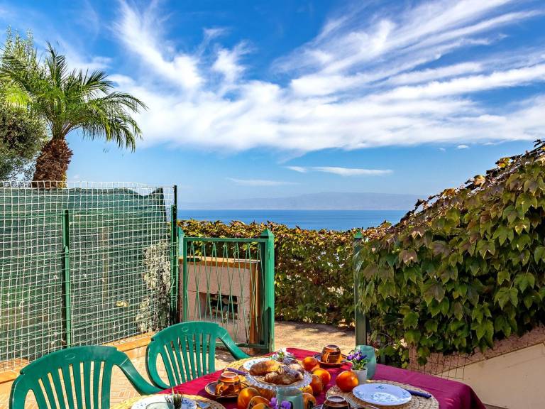 Wonderful apartment with BBQ & terrace | Lake view | Next to the beach | Pets allowed — photo 4