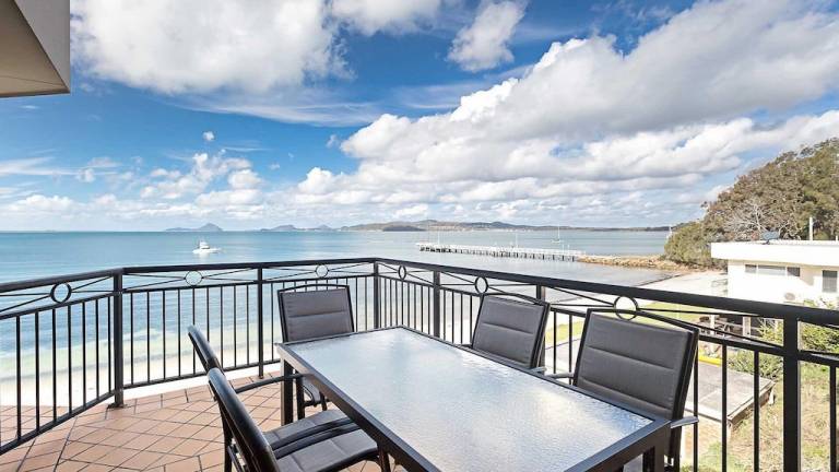 House Salamander Bay