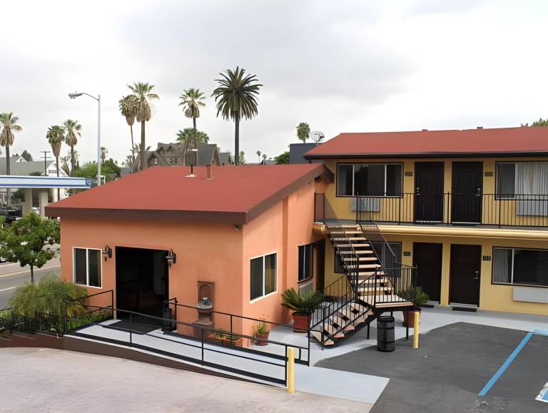 Motel  El Salvador Community Corridor