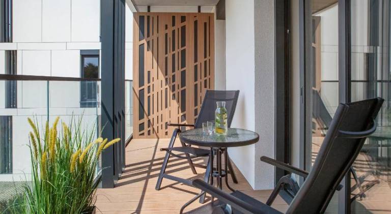Wonderful serviced apartment with patio, barbeque & yard | Next to the beach | Pets are welcome — photo 4