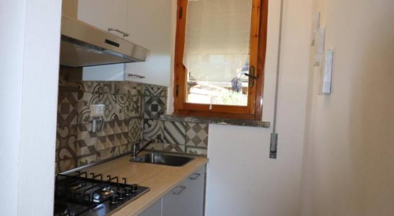 Rental apartment with patio — photo 4