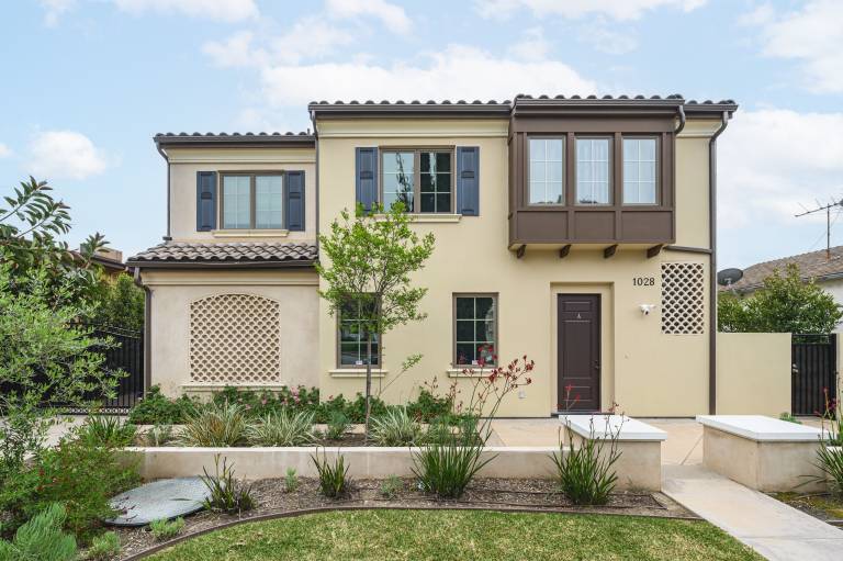 House Arcadia