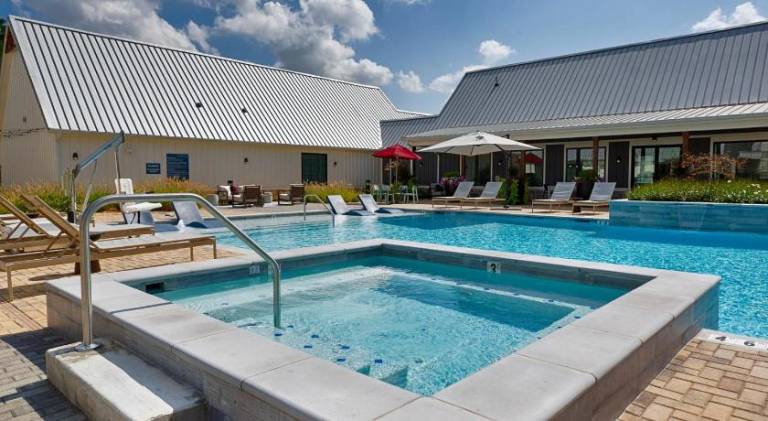 Charming rental apartment with pool | Pet-friendly — photo 4