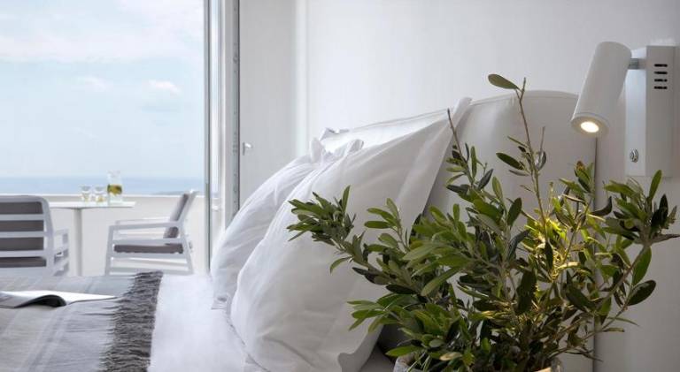 Nice serviced apartment with garden, pool & jacuzzi | Pet-friendly — photo 2