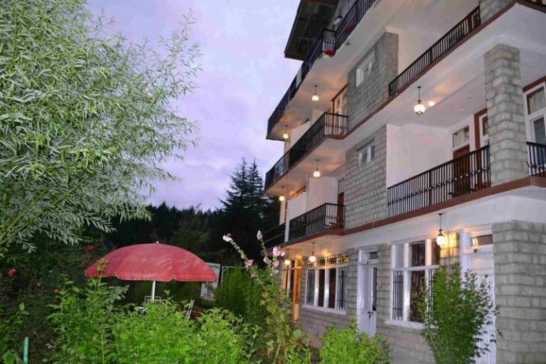 Sparsh Resort in Manali