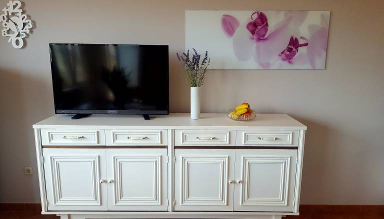 Comfortable and spacious apartment with terrace Rab (A-12383-a) — photo 4