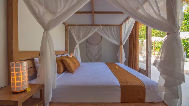 Villa with patio, private pool & BBQ | Perfect for remote work — photo 2