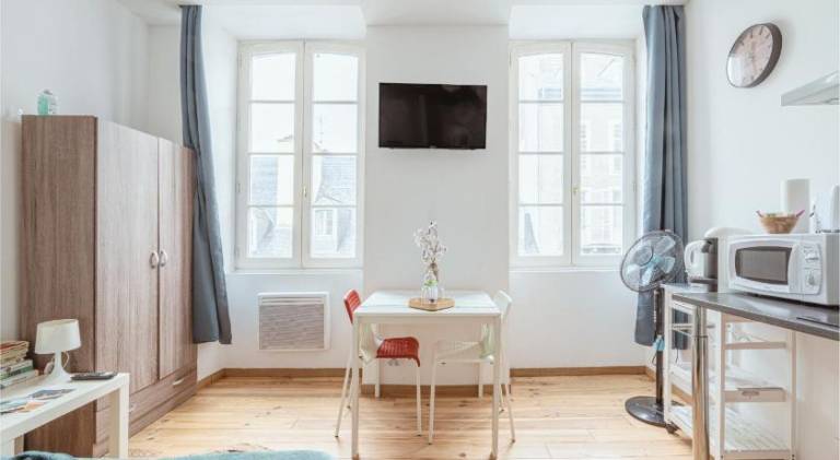 Apartment | Pet-friendly — photo 2