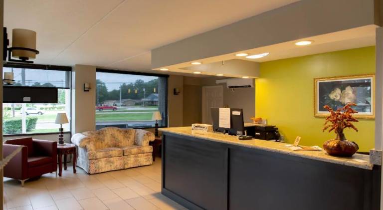 Regency Inn — photo 2