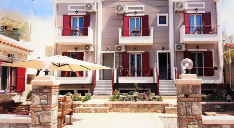 Wonderful rental apartment with terrace & yard | Pets are welcome in Lesvos