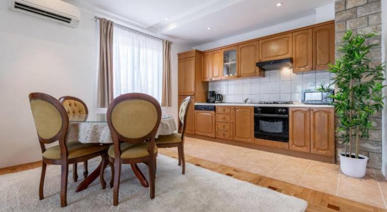 Holiday apartment with 3 rooms for 6 persons — photo 3
