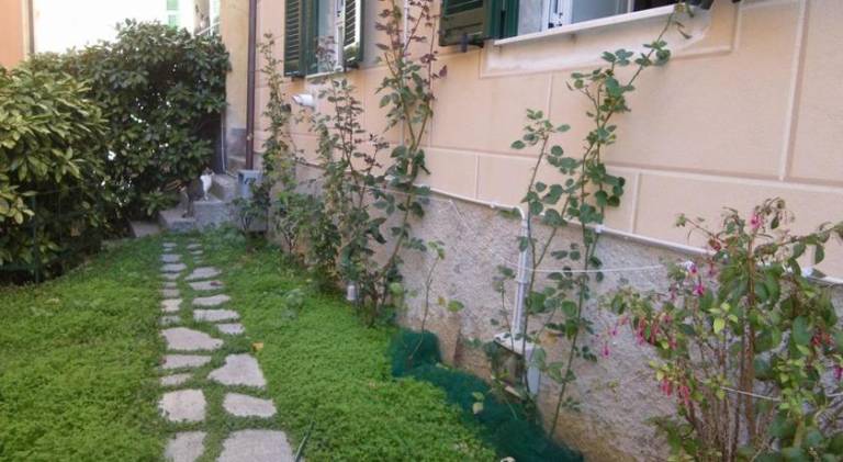 Holiday apartment with pool | Next to the beach | Dogs allowed in Camogli