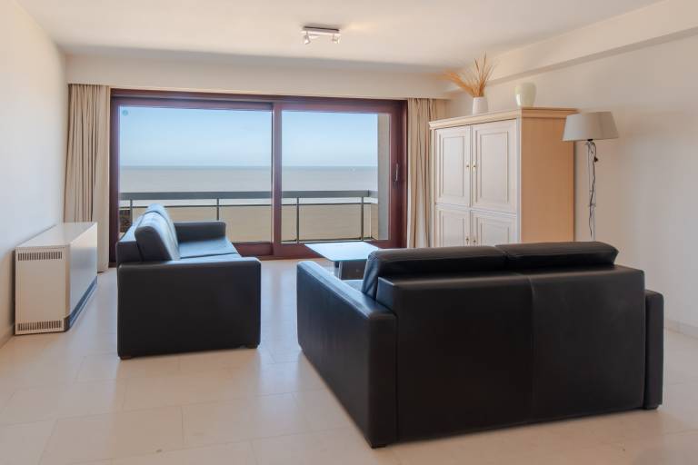 Rental apartment with patio | Sea view — photo 2